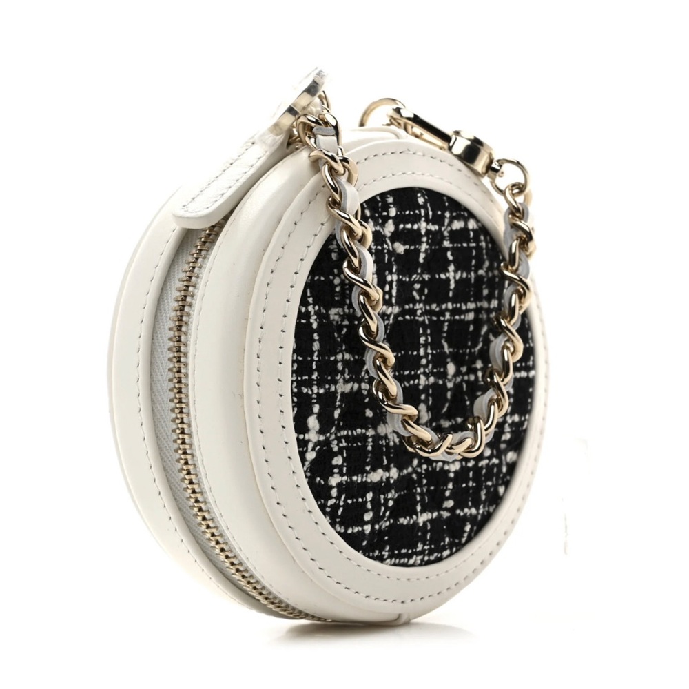 Tweed Quilted Round Pouch With Chain White Black - NWOT